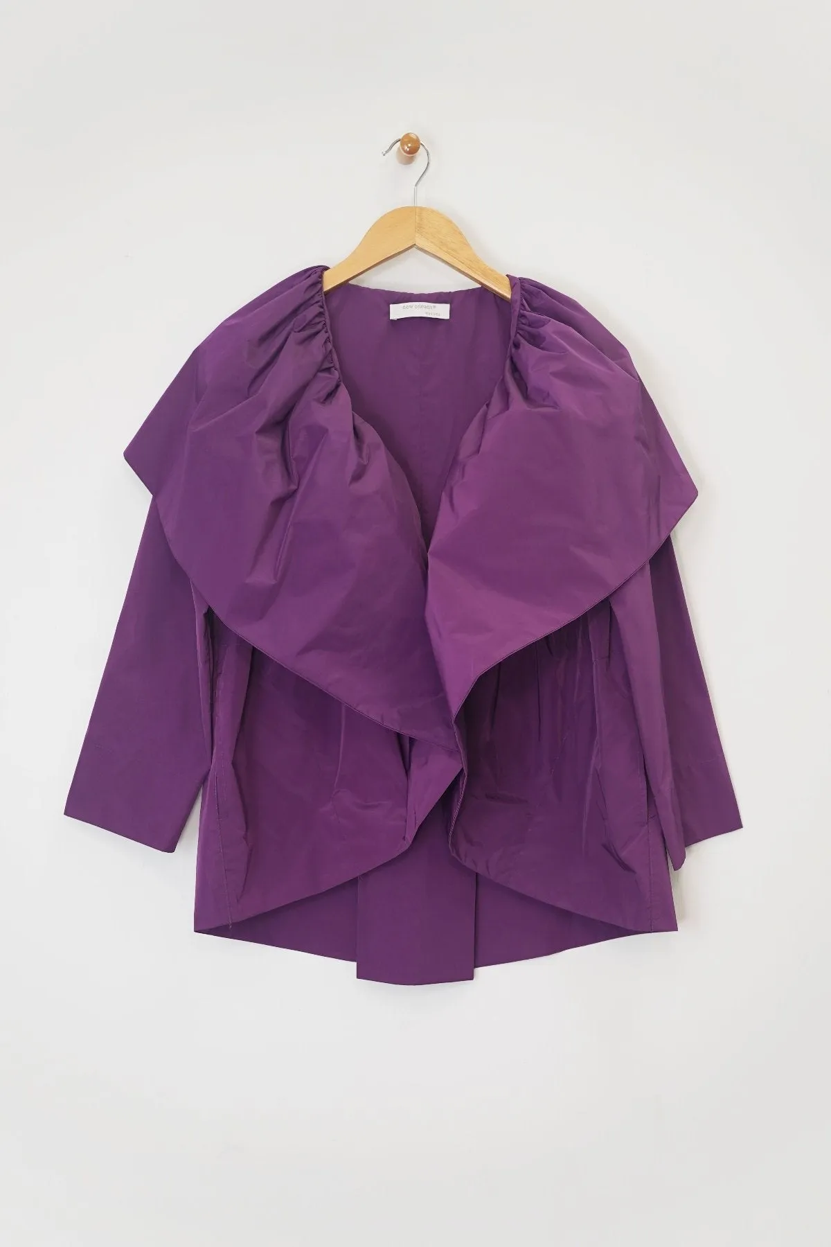 29" Open Ruffle Collar Jacket