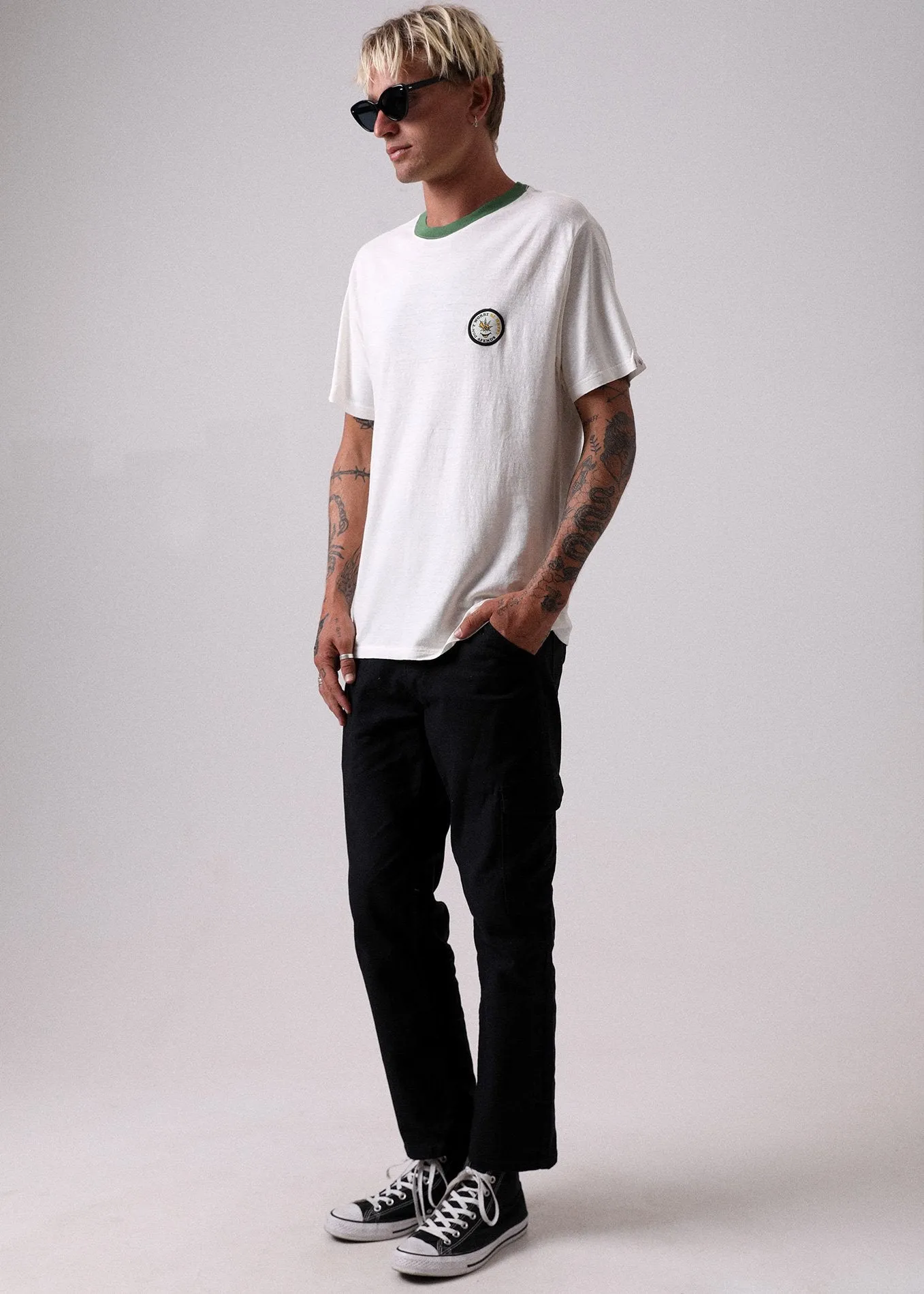 Afends Mens No Worries - Hemp Retro Fit Tee