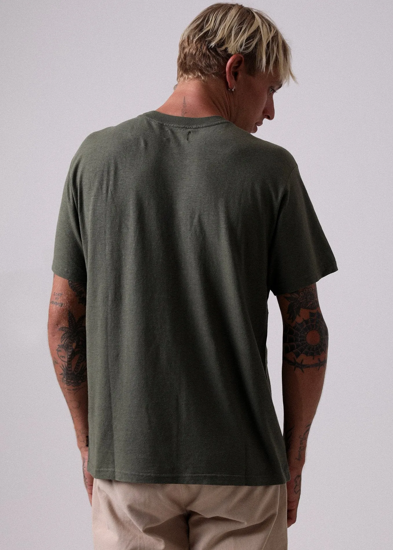 Afends Mens No Worries - Hemp Retro Fit Tee