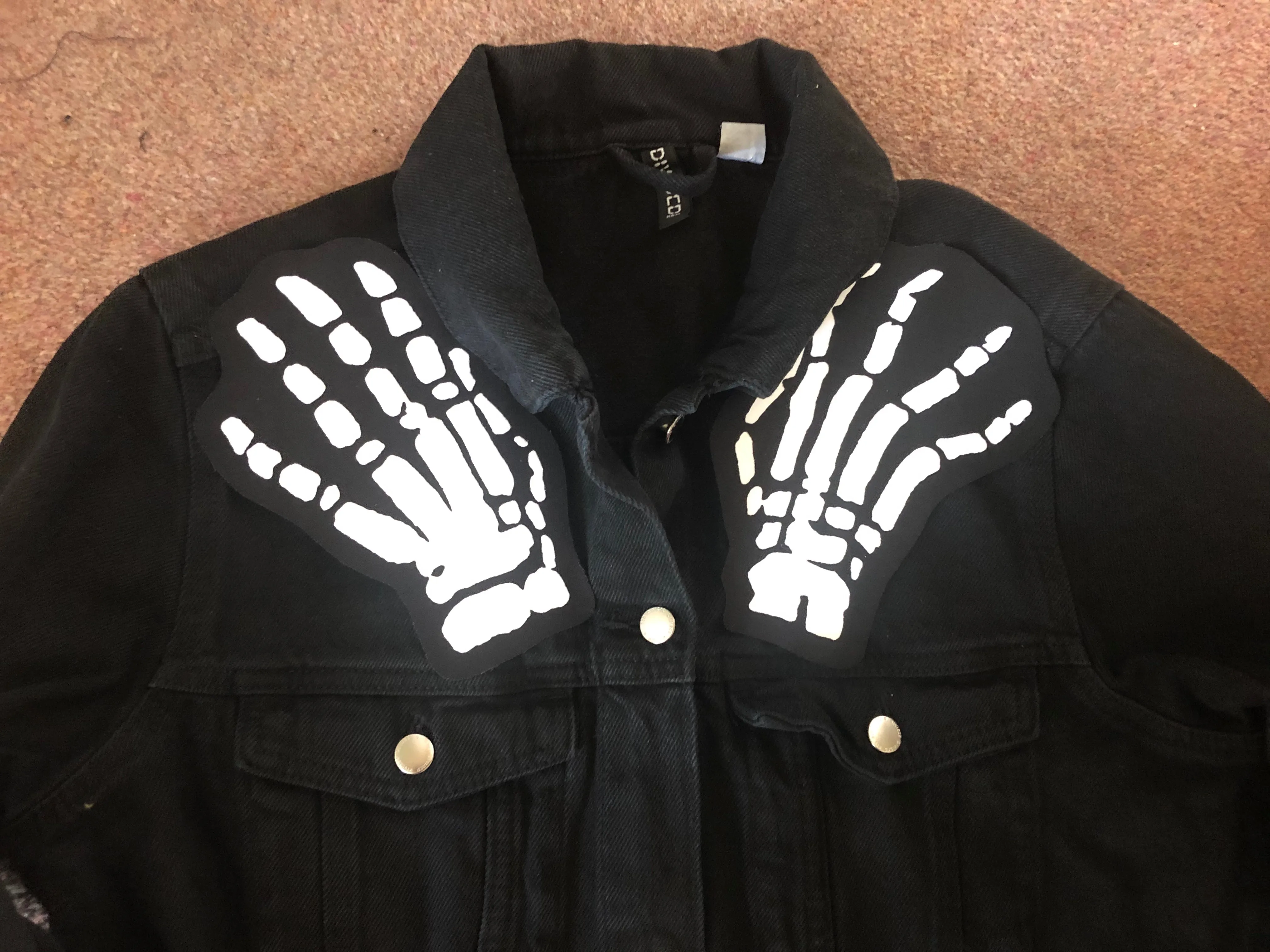 Misfits Crossed Arms Skeletal Hands Crimson Ghost Horror Business Black Denim Punk Girl Jacket