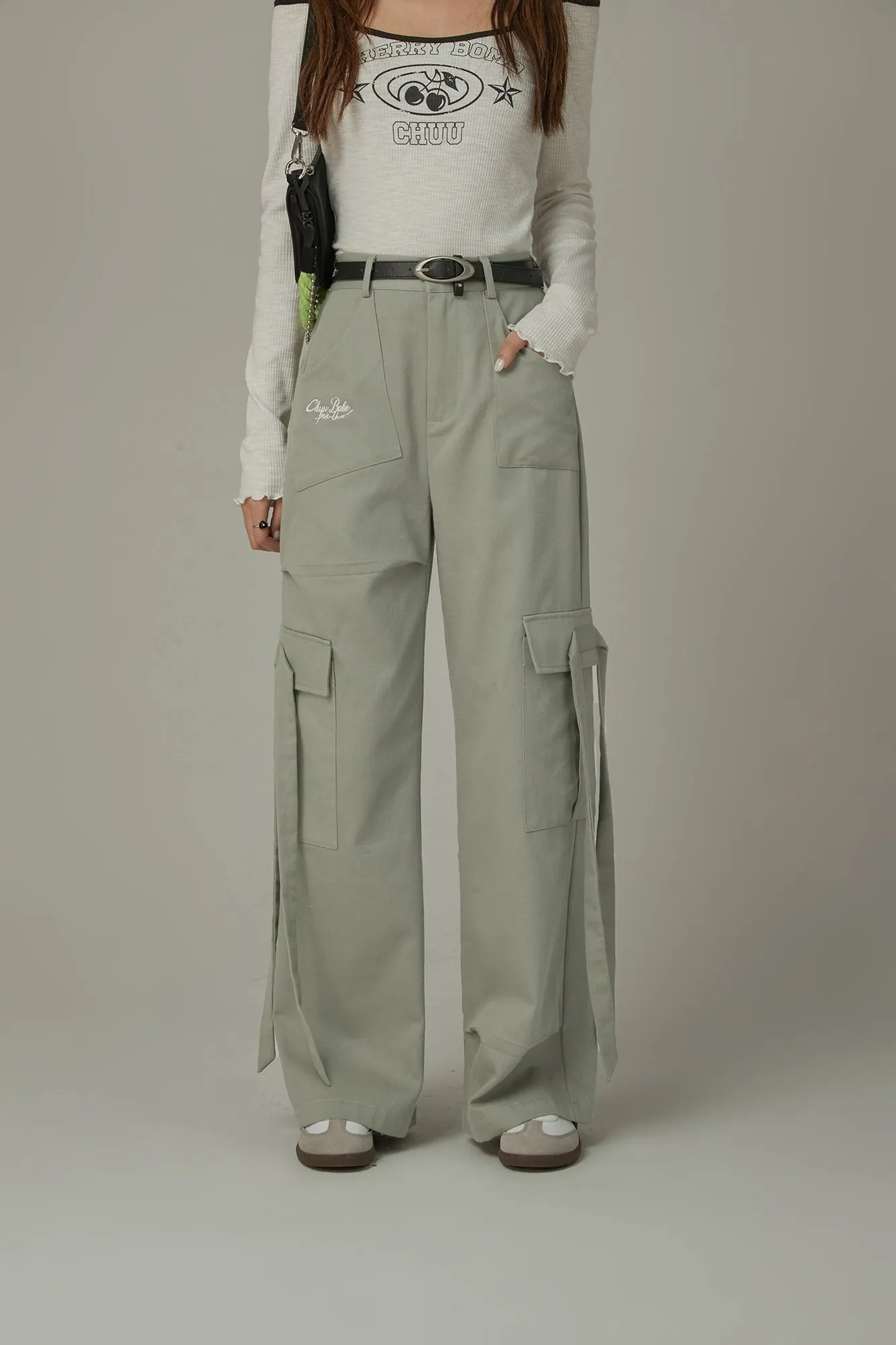 Trendy Wide Cargo Pockets Pants