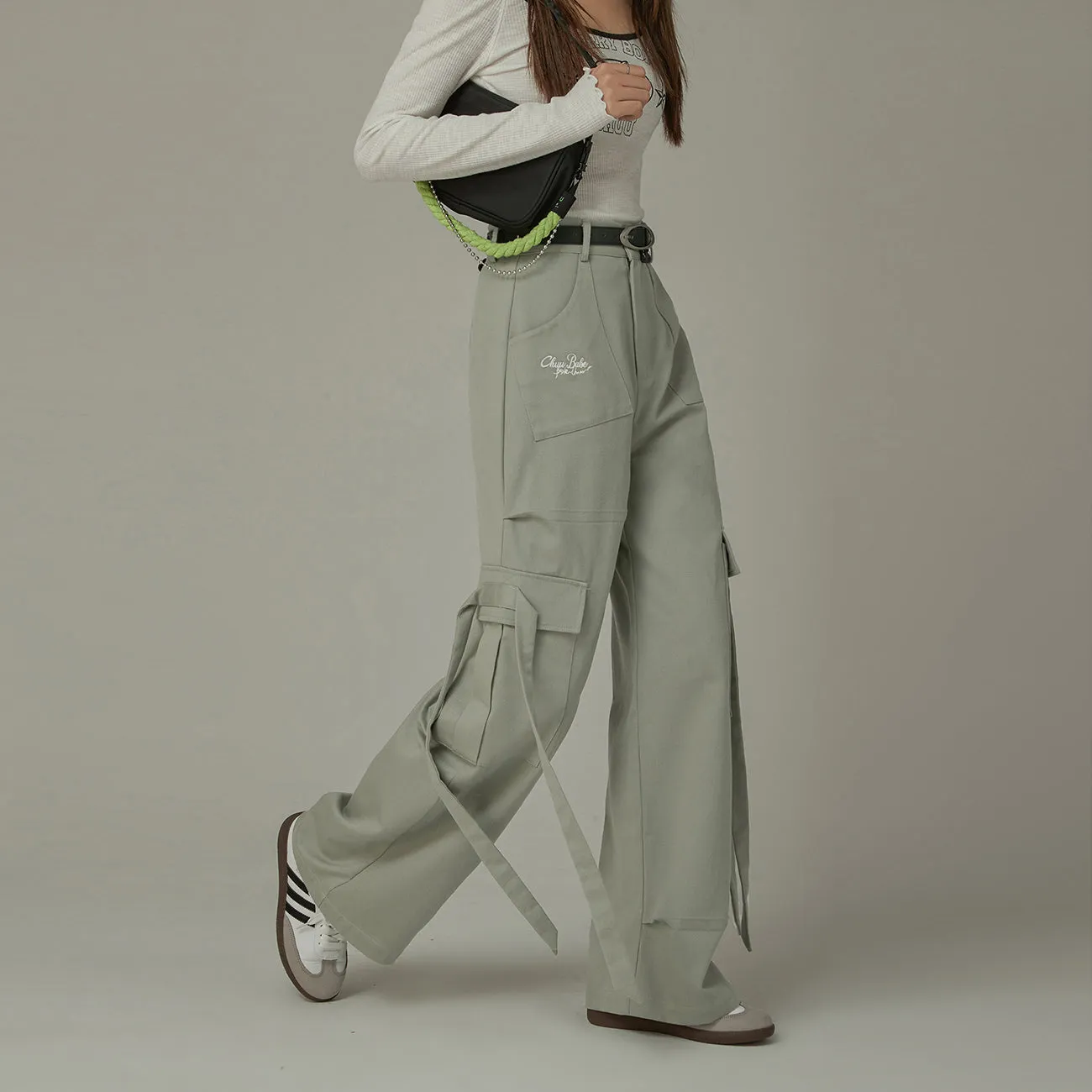 Trendy Wide Cargo Pockets Pants