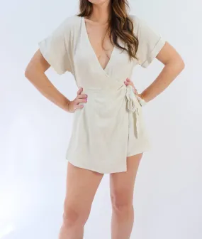 Weekend Getaway Romper in Oatmeal